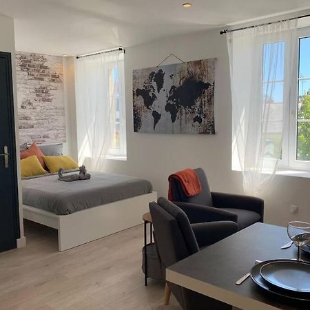 Le Petit Loft - Studio - Wifi - Coeur De Ville - Parking Pont-lʼAbbé Zewnętrze zdjęcie